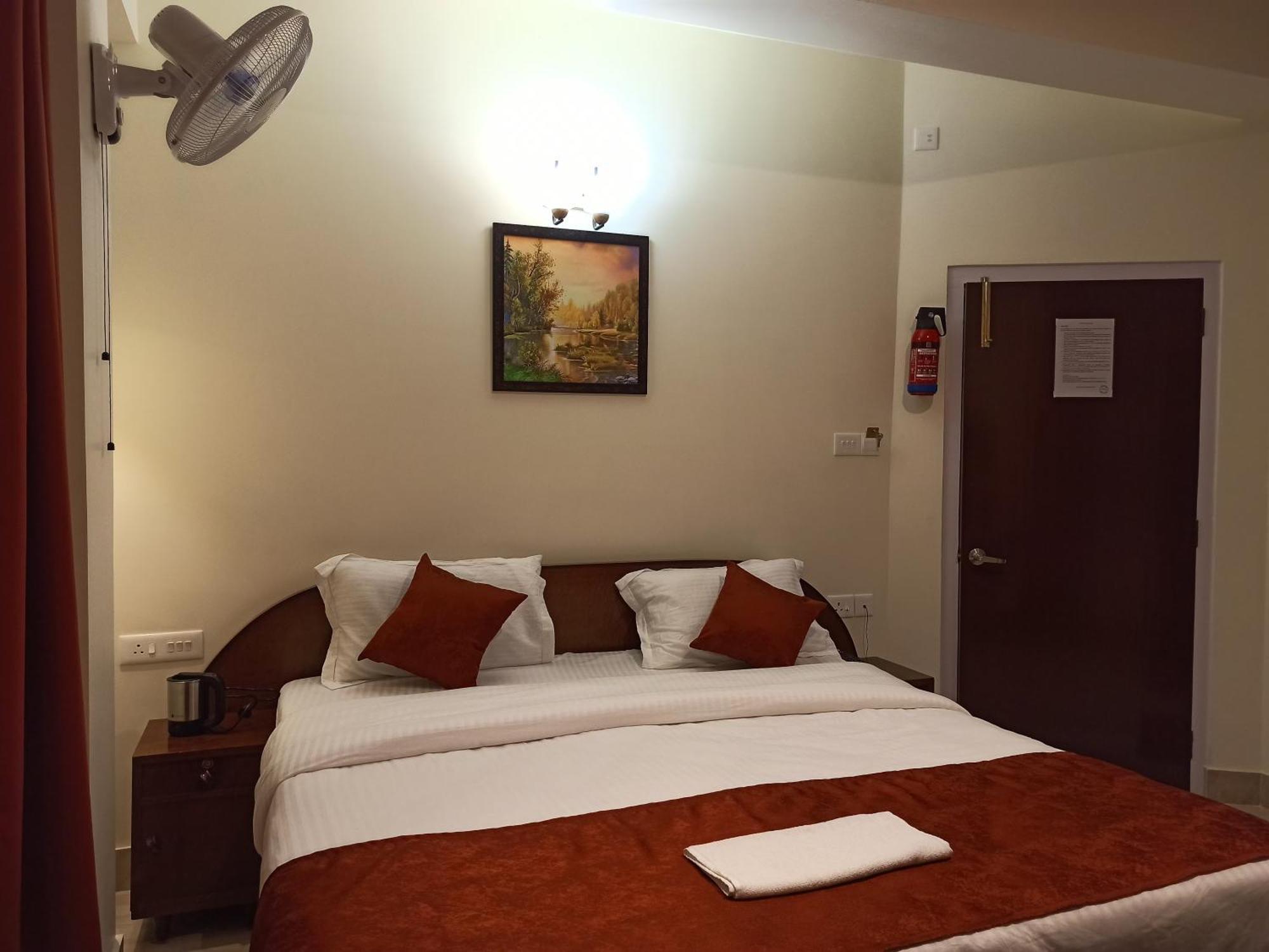 Vanagleda-A Boutique Guest House シロン エクステリア 写真